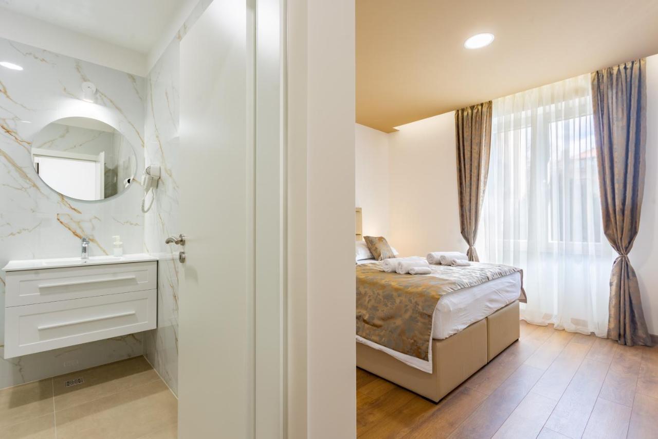 Luxury Rooms Fetivi Split Exterior photo