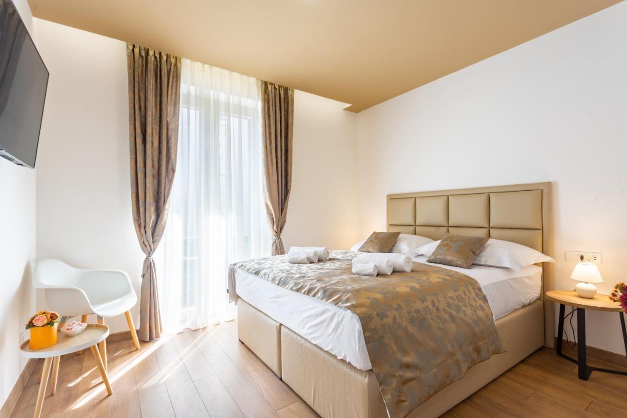 Luxury Rooms Fetivi Split Exterior photo